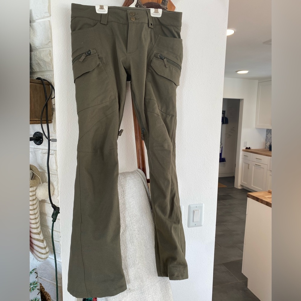 Burton snowboard pants women